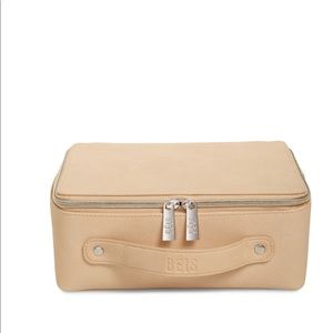 Beis The Cosmetics Case